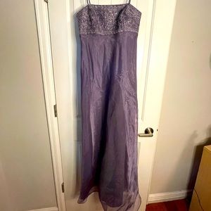 Michelangelo party dress, purple color with details in front, size 6
